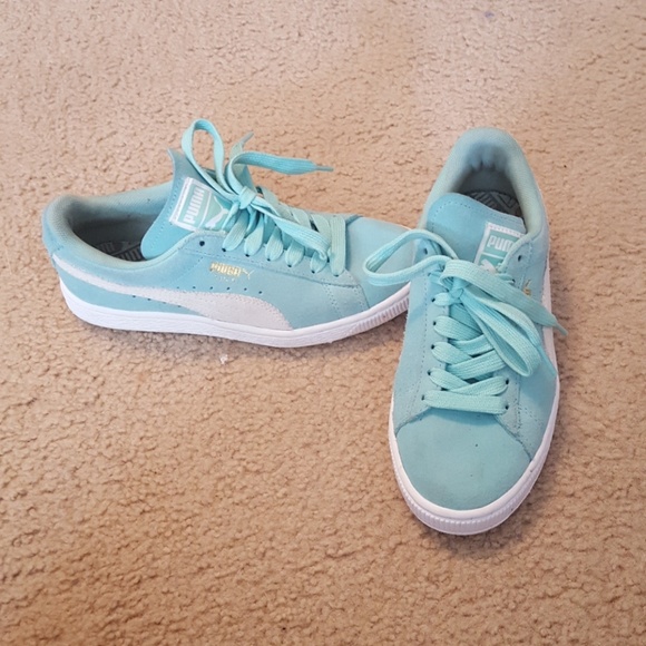 Shoes - Picture 3 of 3